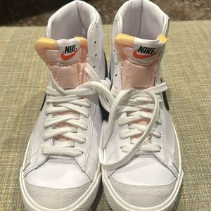 Nike 77 Blazer Mid - men’s 9.